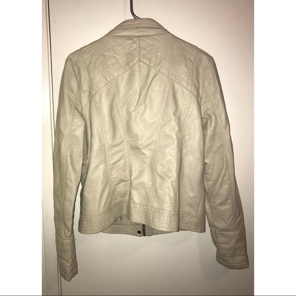 Jessica Simpson jacket - Picture 2 of 4